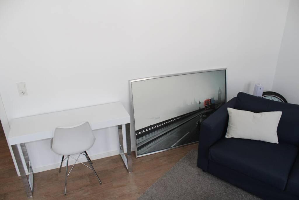 London . Chillinghouse # 9, 3 Min. Vom Ice, Netflix, Garten Siegburg Kültér fotó
